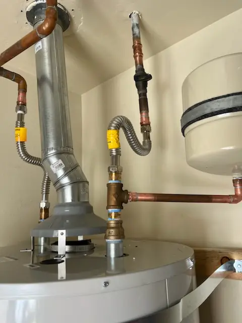 Water heater installation and plumbing repair in Hydes